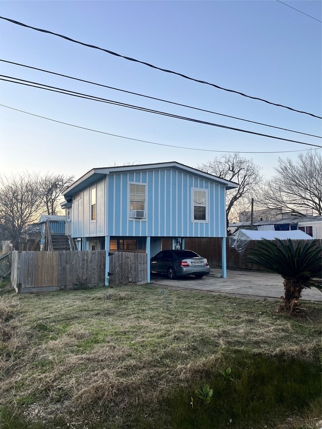 Building Photo - 950 11th St