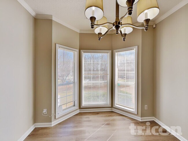 Foto del edificio - 313 Westchester Way