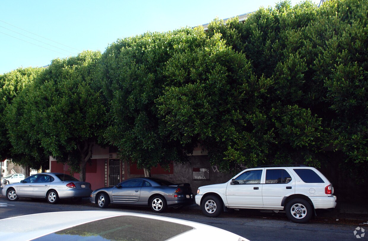Foto del edificio - 550-560 Octavia St