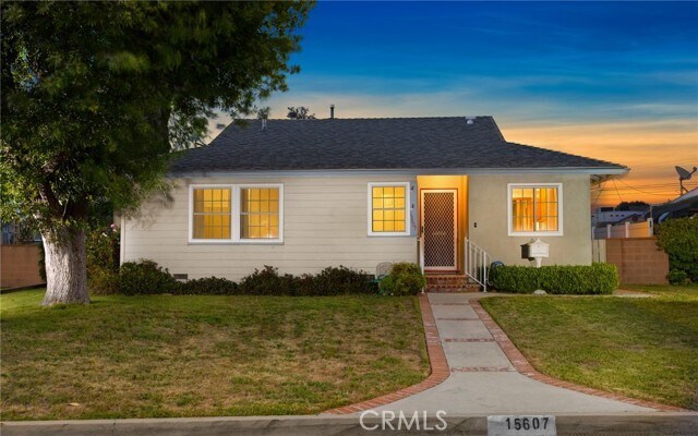 Foto principal - 15607 Fernview St