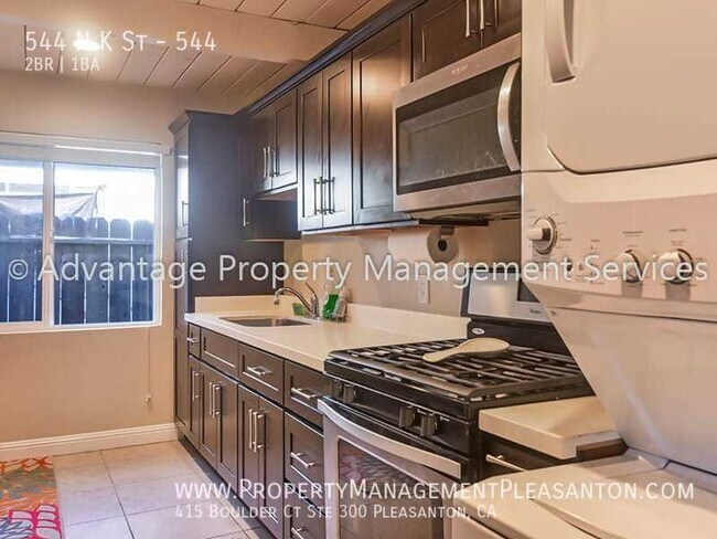 Foto del edificio - 544 N K St