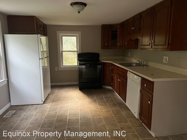 Building Photo - 2 br, 1 bath House - 333 Newburg Rpad
