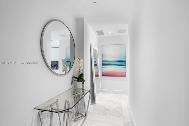 Foto del edificio - 700 NE 26th Terrace