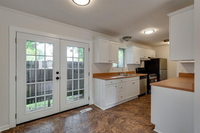Foto del edificio - 4363 Montview Dr