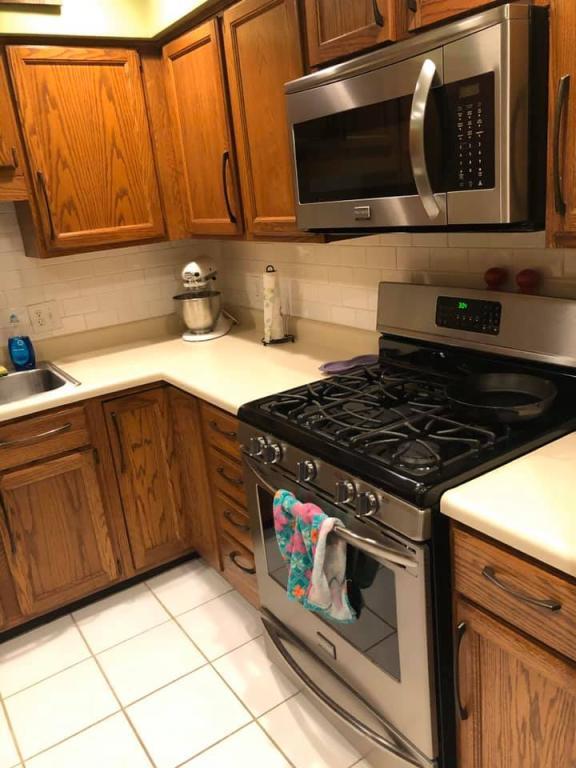 Building Photo - 1325 E Monroe St