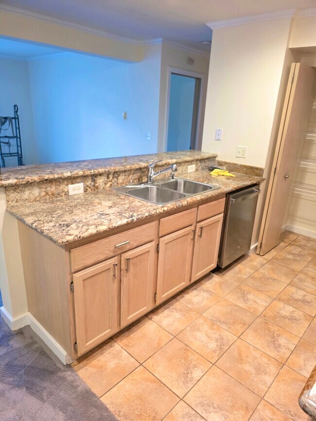 Foto del edificio - 1001 W Casino Rd