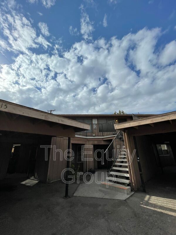 415 N West St Unit D, Visalia, CA 93291 Condo for Rent in Visalia