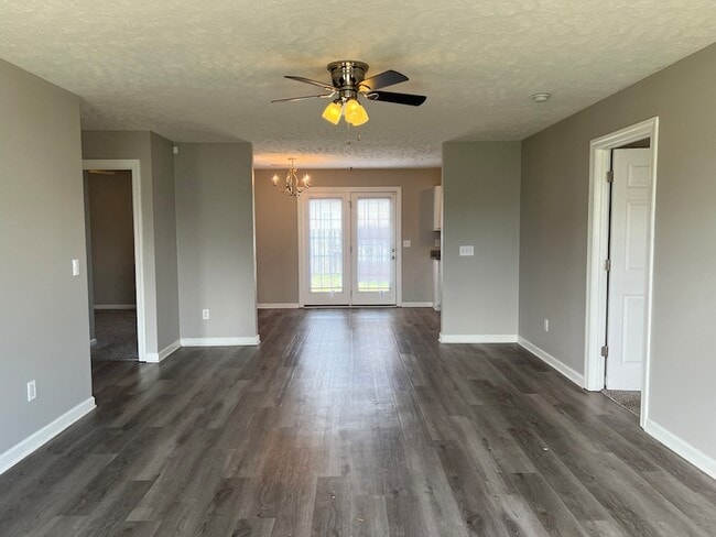 Building Photo - 1417 Journey Dr