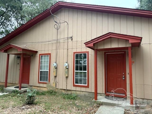 Foto del edificio - 537 Petros Cir