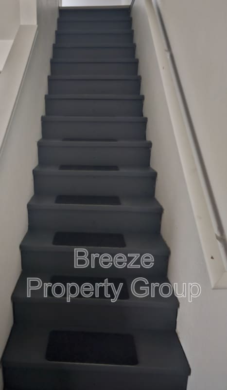 Building Photo - 332 14th St