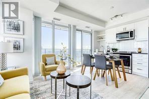 Building Photo - 50 Wellesley St E