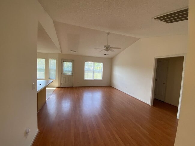 Building Photo - COMING SOON! North Chase Community! 3 BR/ 2 Bath/ 2 Car garage! Fenced back yard!