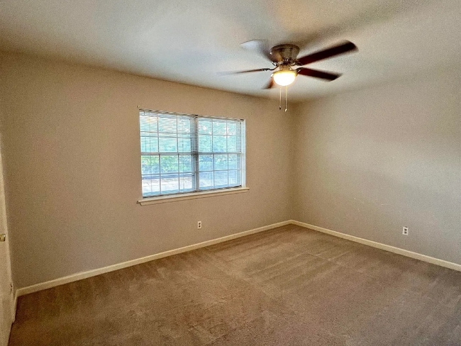 Photo - 1701 Lobdell Ave House