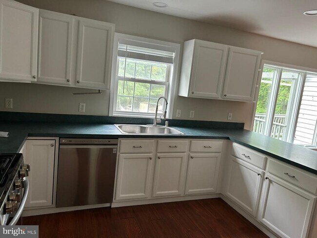 Building Photo - 24674 Peach Orchard Ln