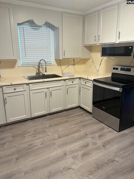 Foto del edificio - 617 Holland Cir