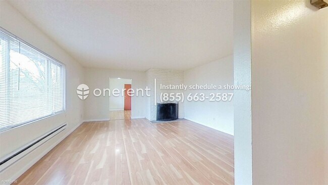 Building Photo - 2 br, 1 bath Duplex - 10631 Aqua Way South -