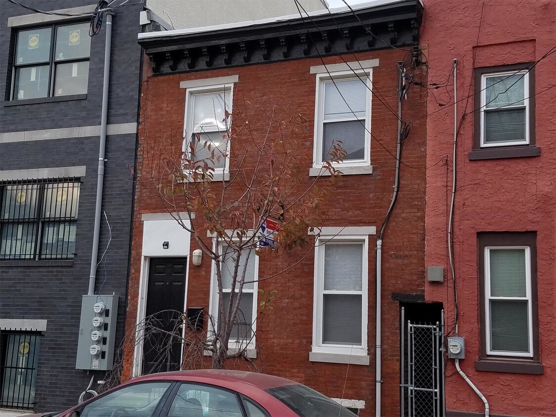 1525 W Seybert St, Philadelphia, PA 19121 Townhome Rentals in