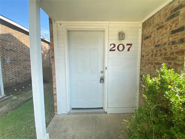 Building Photo - 207 Country Bend