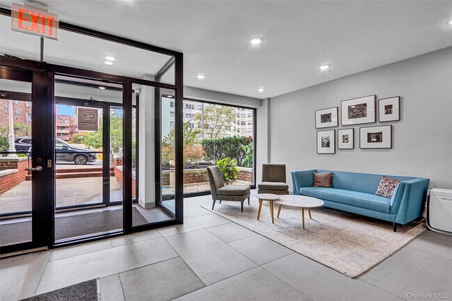 Foto del edificio - 123-40 83rd Ave