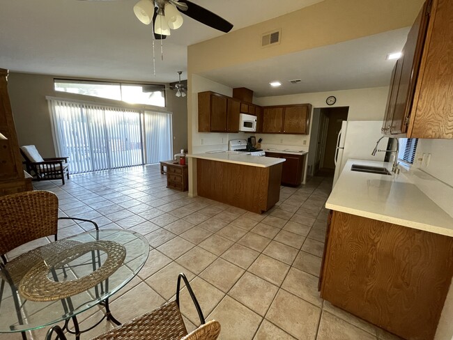 Building Photo - 74209 Catalina Way