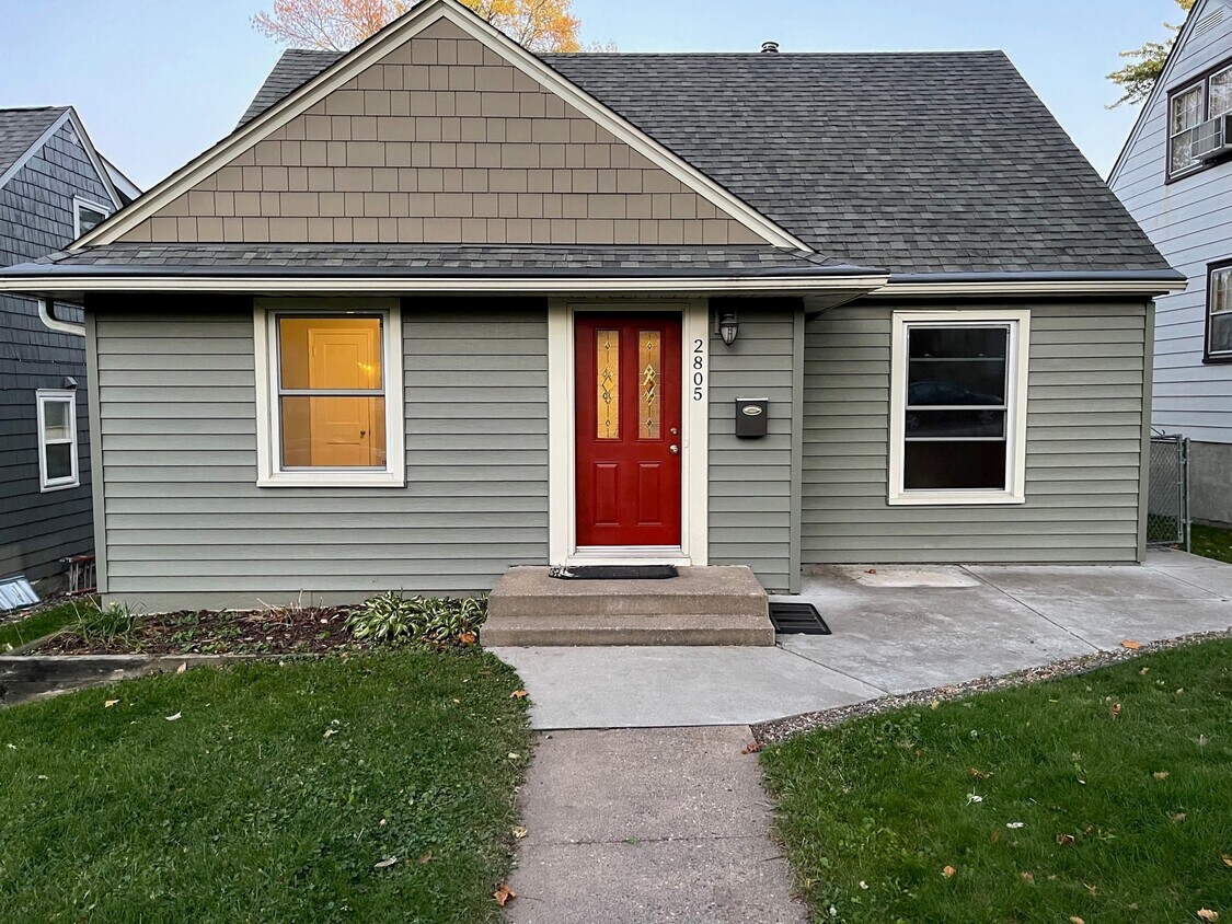 2805 Edgewood Ave S, Saint Louis Park, MN 55426 House Rental in Saint