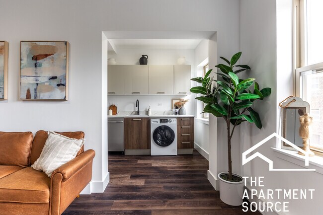 Foto del edificio - 1555 W Hollywood Ave