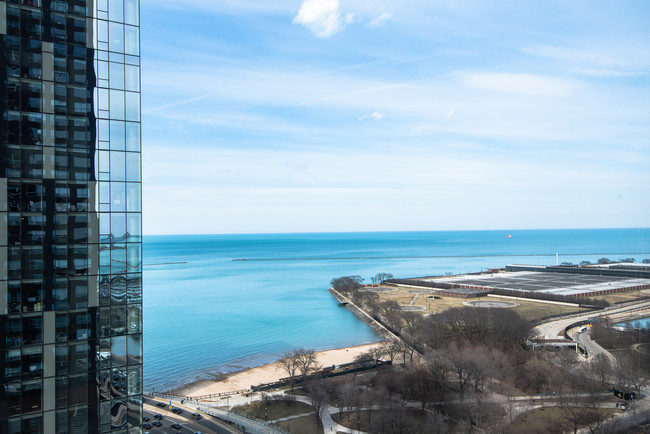 Foto del edificio - 474 N Lake Shore Dr