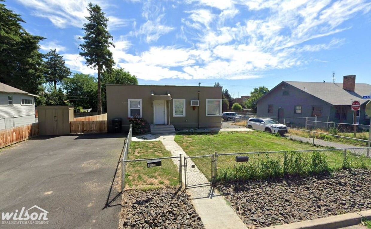 Primary Photo - 811 S 17th Ave