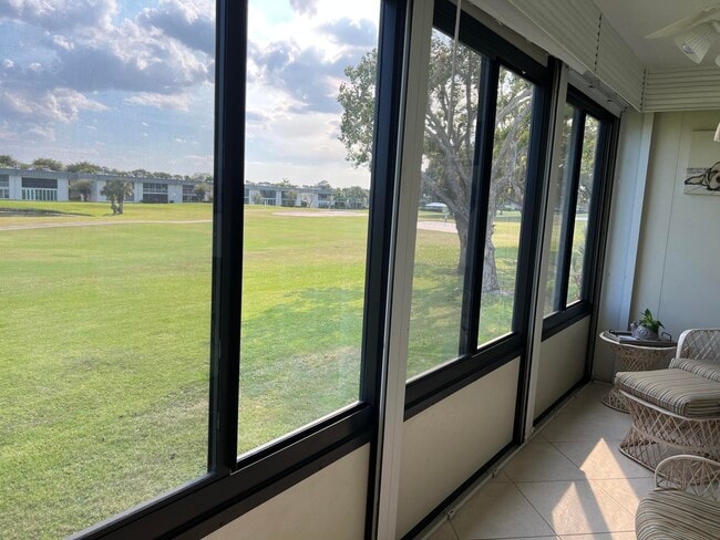 Foto del edificio - 183 Normandy Ln
