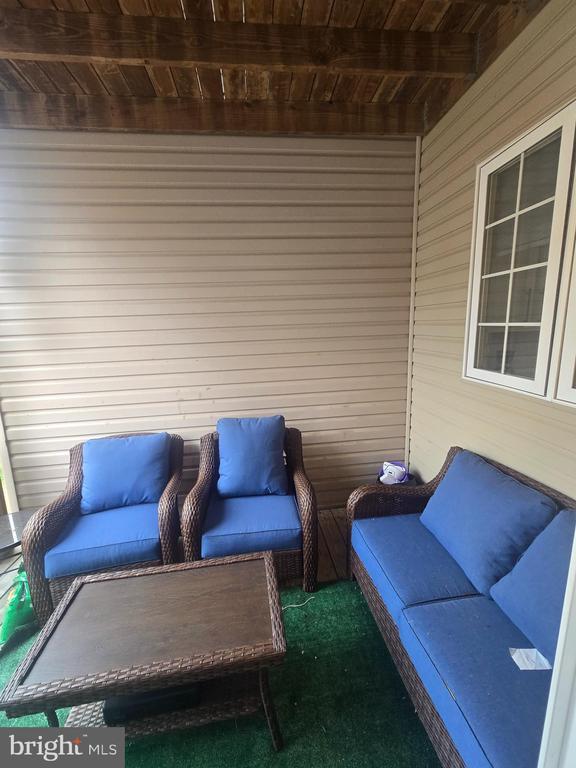 Building Photo - 11044 Birchtree Ln