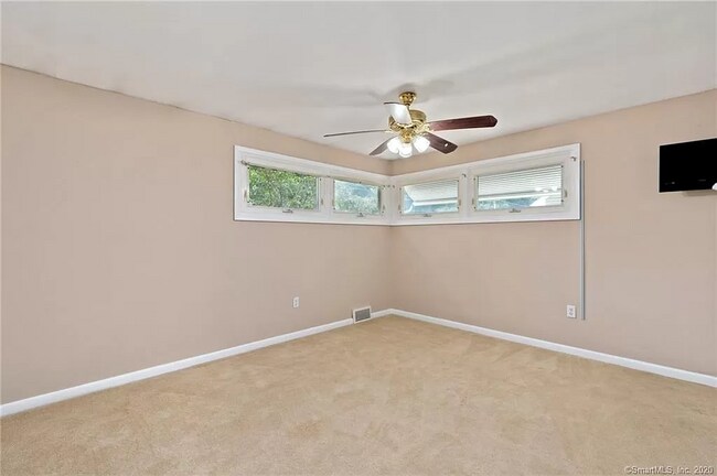 Building Photo - 73 Wepawaug Dr