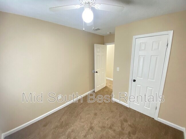 Building Photo - 4804 Allrand Rd