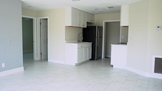 Foto del edificio - 339 6th Ave SW
