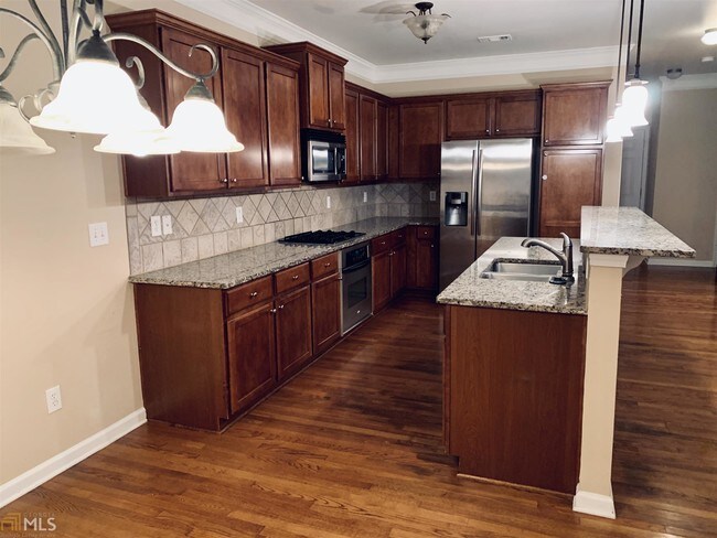 Building Photo - 5868 Norfolk Chase Dr