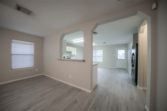 Building Photo - 3106 Centennial Village Dr