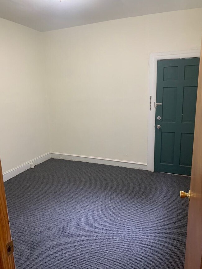 Photo - 3 bedroom home - must see !