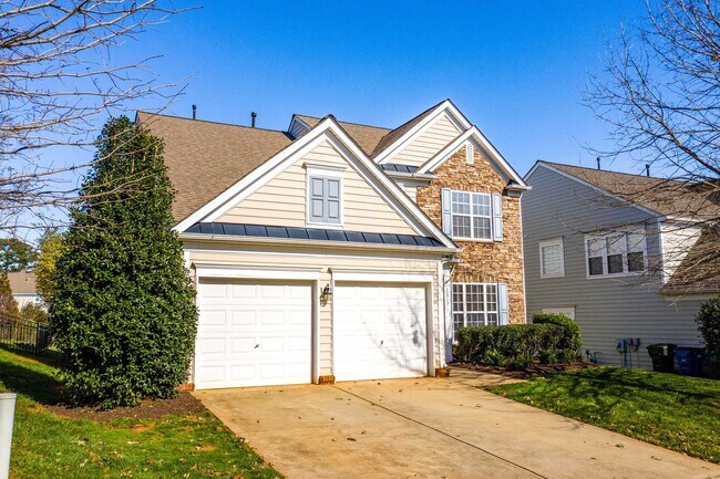 Foto del edificio - Beautiful 4 Bedroom Home in the vibrant city of Raleigh!