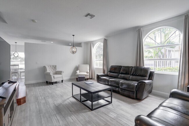 Building Photo - 4018 Bluff Harbor Way