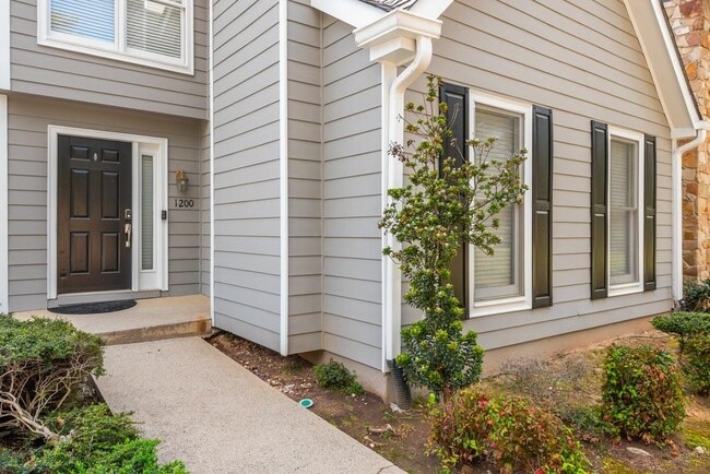 Foto del edificio - 1200 Defoor Ct NW