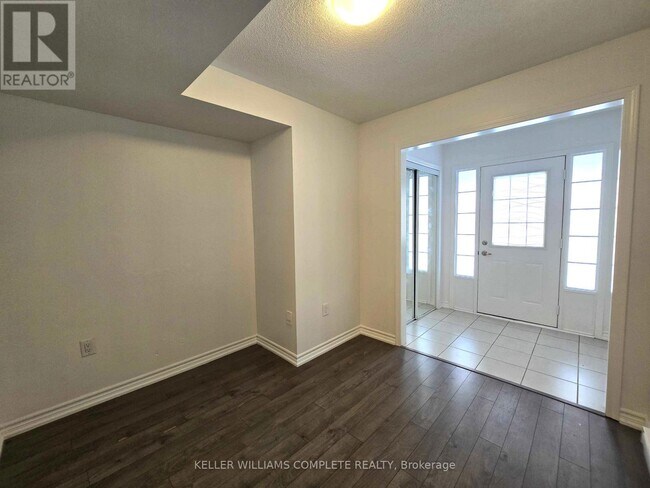 Building Photo - 518 Buckeye Ct