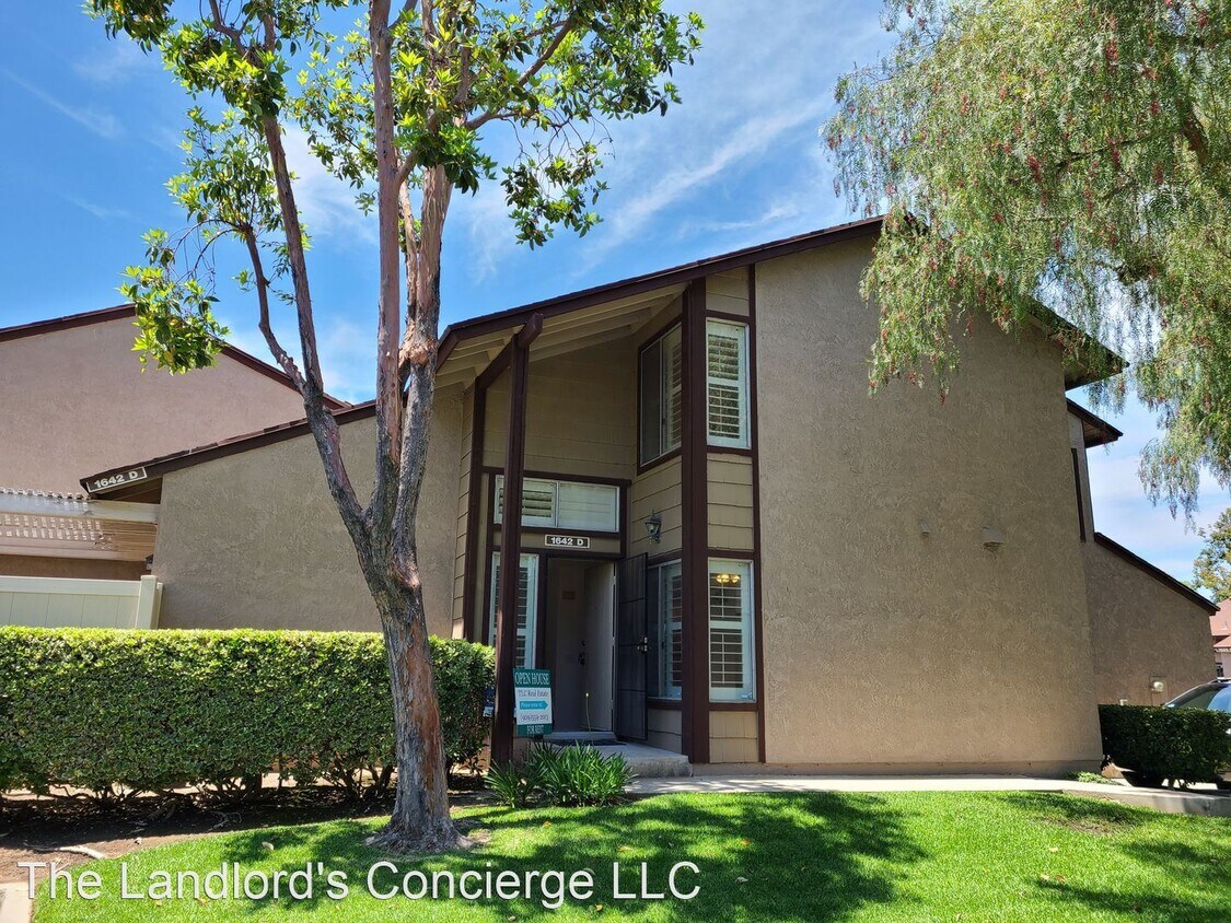 Primary Photo - 2 br, 2.5 bath House - 1642 Privet Ct #D