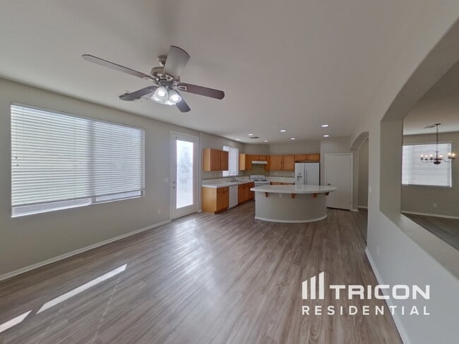 Building Photo - 6635 Upland Heights Avenue Las Vegas NV