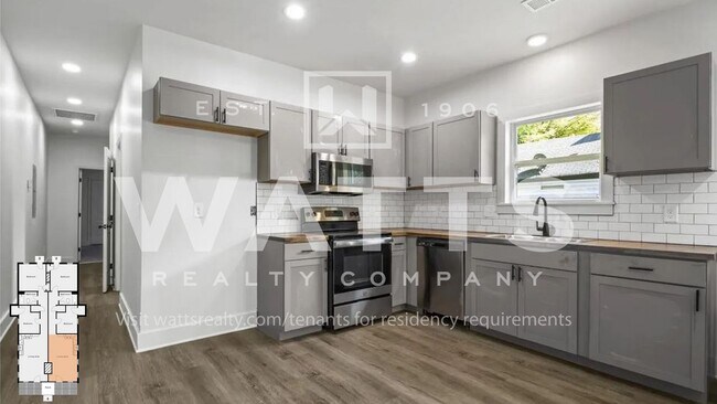 Foto del edificio - Woodlawn Duplex