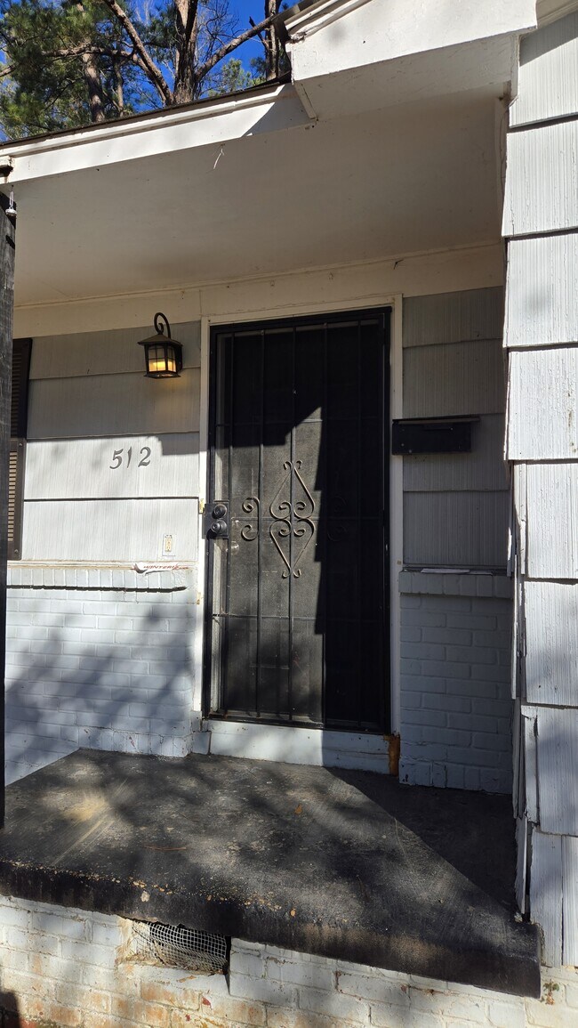 Foto del edificio - 512 Woodward Ave