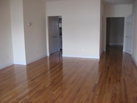 Foto del edificio - 945 River Rd