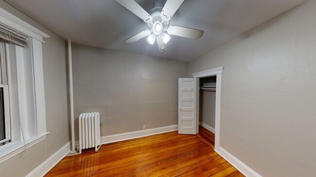 Foto del edificio - 65 Burbank St