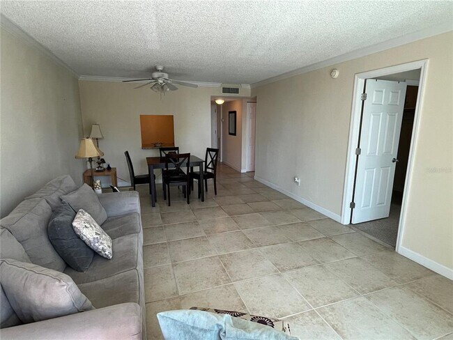 Building Photo - 2630 Coconut Bay Ln