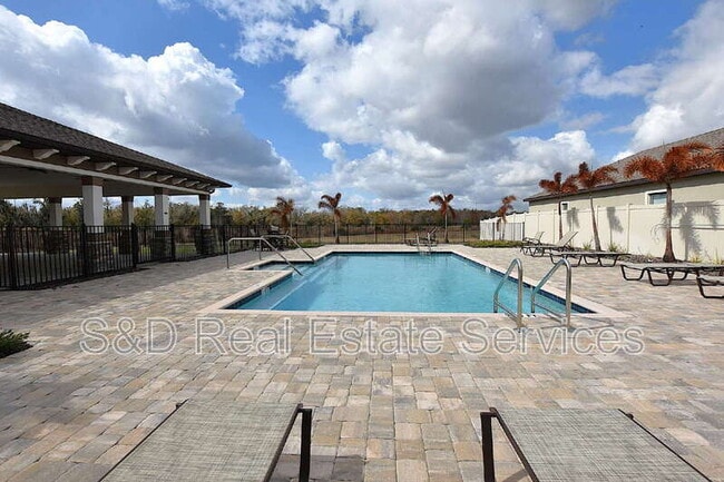 Foto del edificio - 3183 Cup Dr