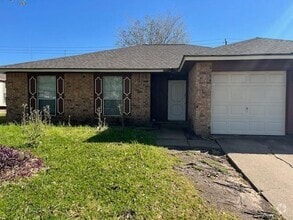 Building Photo - 2703 Alvar Dr