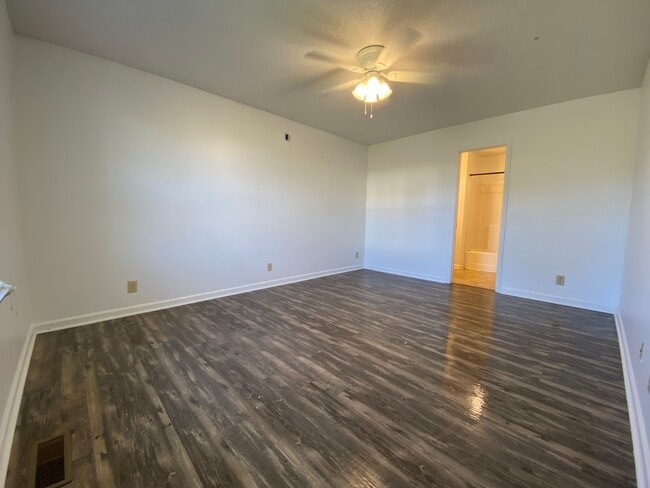 master bedroom - 106 Grant Ave